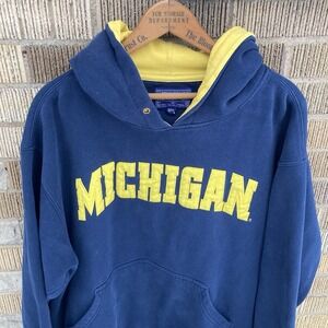 Michigan Wolverines Hoodie Sweatshirt Mens XL Champs Navy Embroidered Spellout